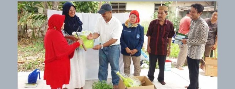 Dosen Fakultas Pertanian UMA Edukasi Petani Kota Olah Lahan Pekarangan